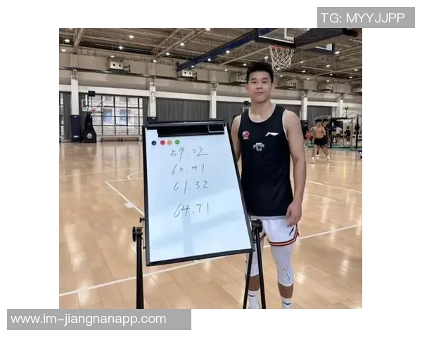 林葳感谢支持与质疑希望通过努力为学校带来更优异的成绩